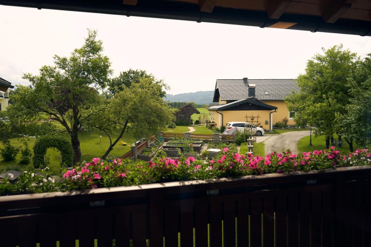Schmiedbauergut Elixhausen, Mitten in der Natur Exterior foto